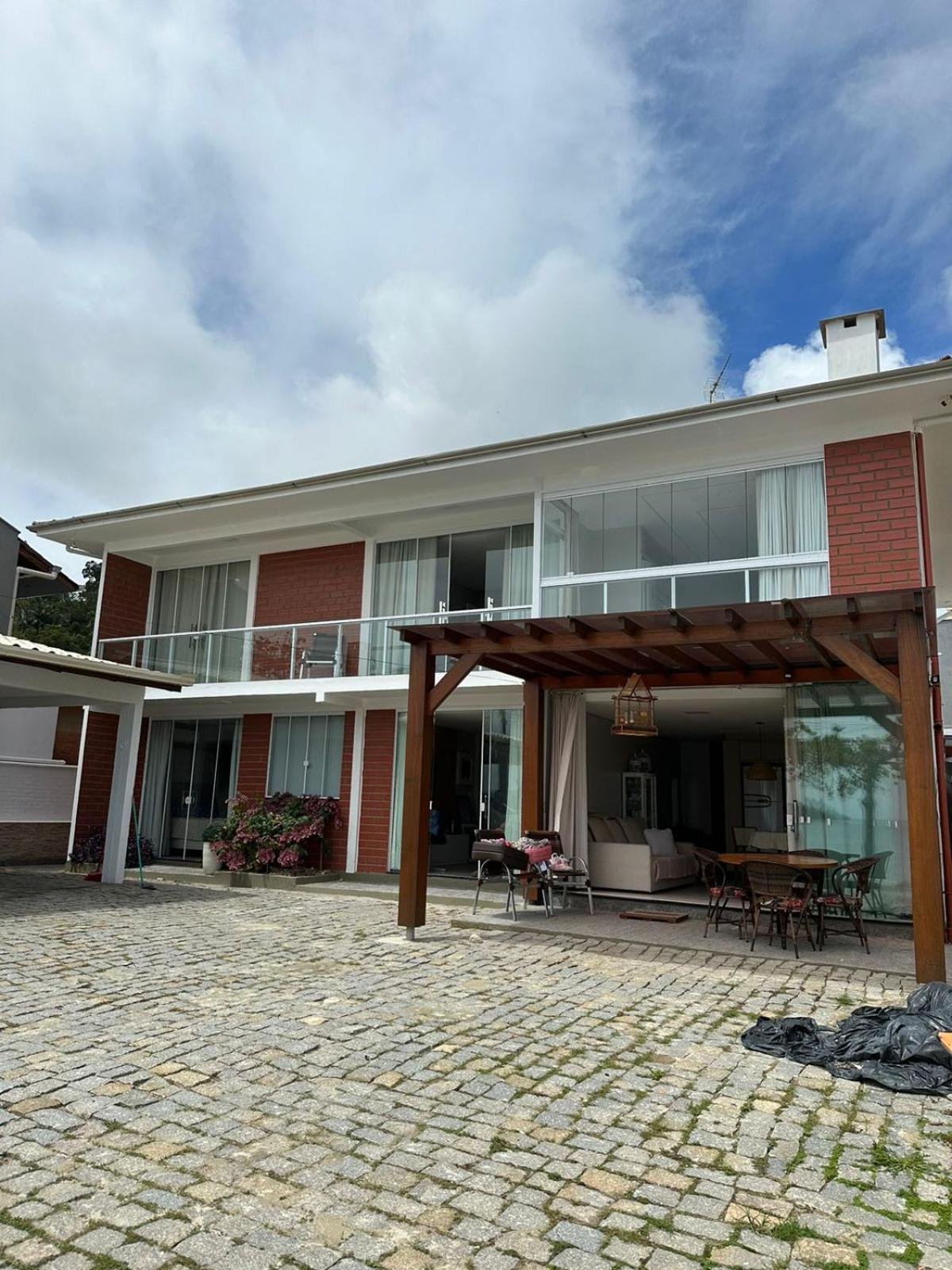 Apartamento Frente Mar Na Baia De 贝卢港 外观 照片